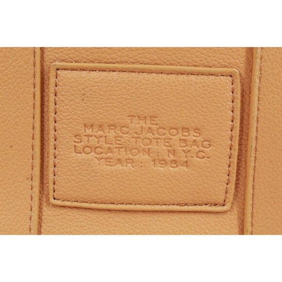 Marc Jacobs Grained Calfskin Tote Bag Argan Oil Brown - Picture 5 of 10